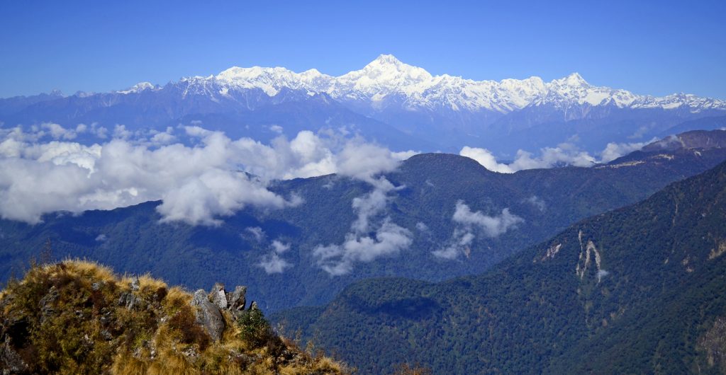 Kanchenjungha_from_Thambi