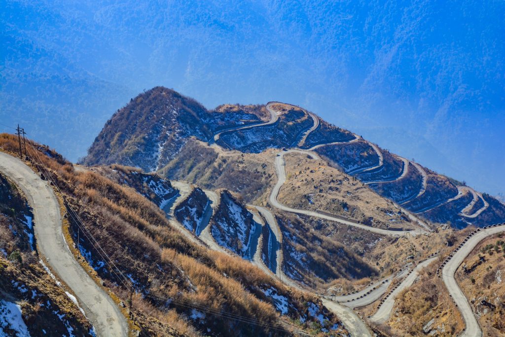 Zig-Zag_Road,_Silk_Route,_Sikkim
