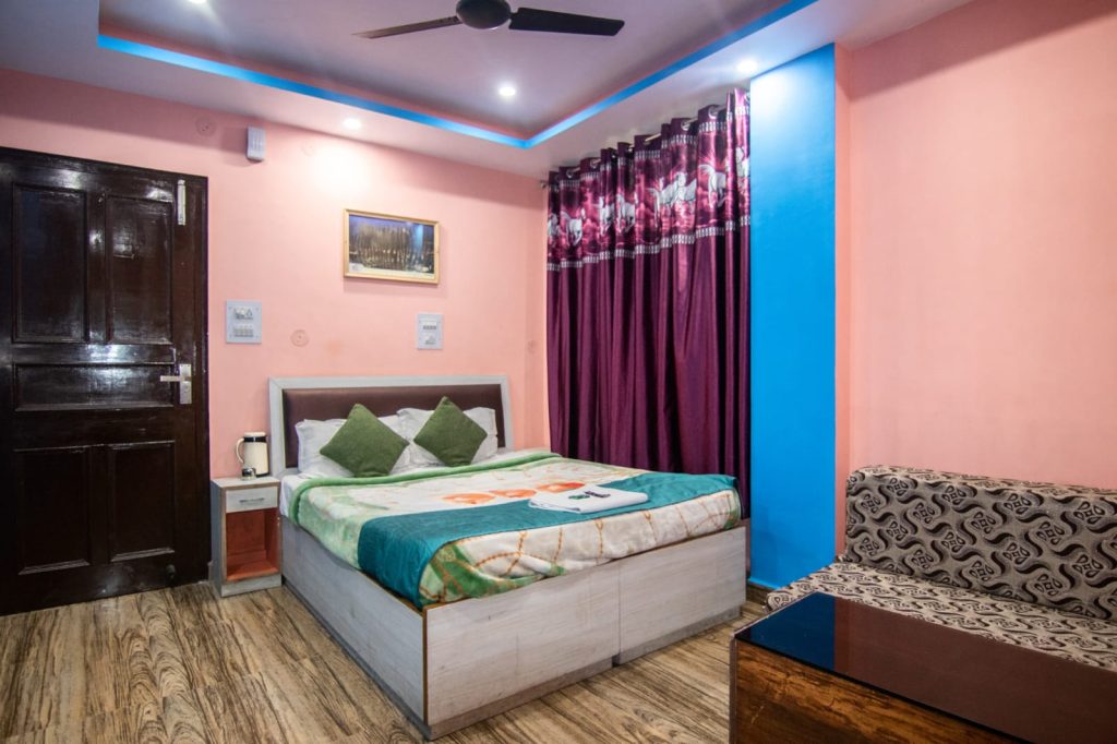 WhatsApp Image 2025-09-01 at 9.12.09 PM (1)