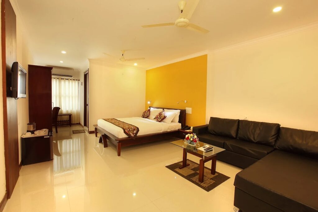 WhatsApp Image 2025-10-08 at 10.38.30 AM