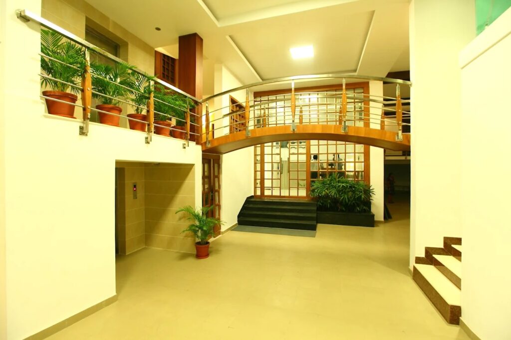 WhatsApp Image 2025-10-08 at 10.38.31 AM (1)