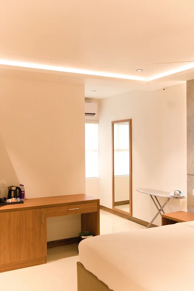 WhatsApp Image 2025-10-08 at 10.38.32 AM (1)