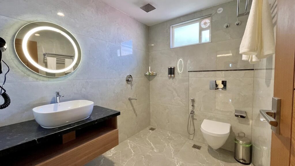 WhatsApp Image 2025-10-08 at 10.38.33 AM (2)