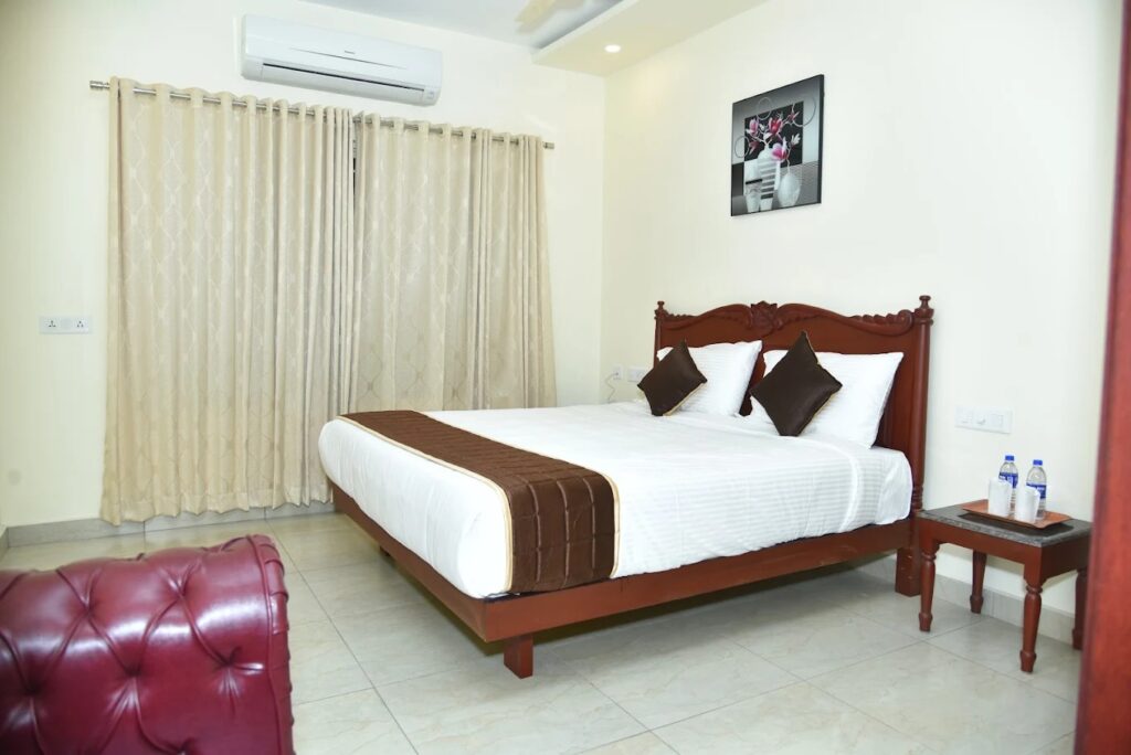 WhatsApp Image 2025-10-08 at 10.43.06 AM