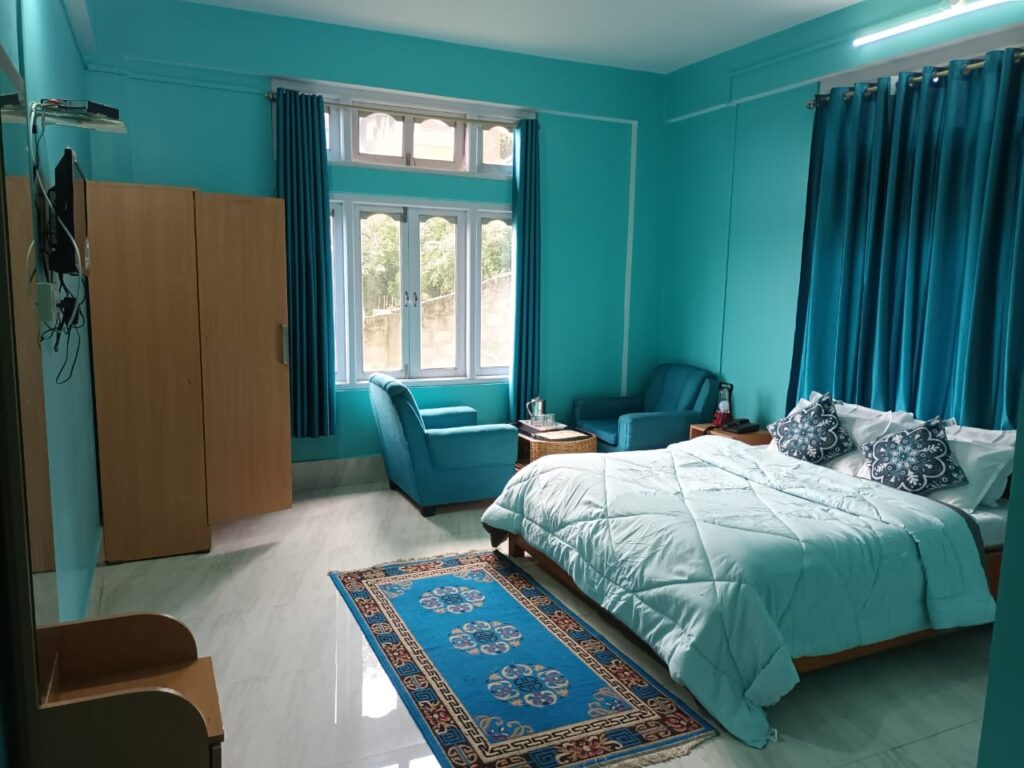 WhatsApp Image 2025-10-15 at 6.46.53 PM (2)