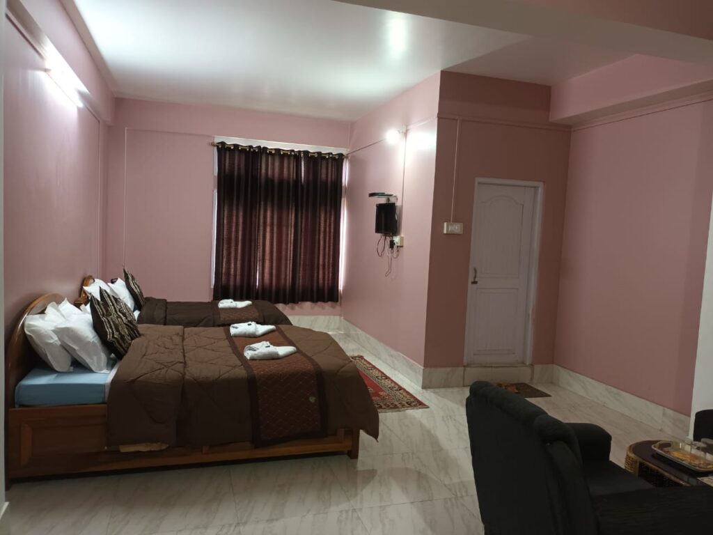 WhatsApp Image 2025-10-15 at 6.46.56 PM (2)