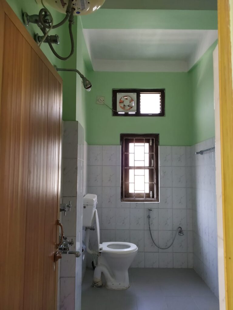 WhatsApp Image 2025-10-15 at 6.48.27 PM (1)