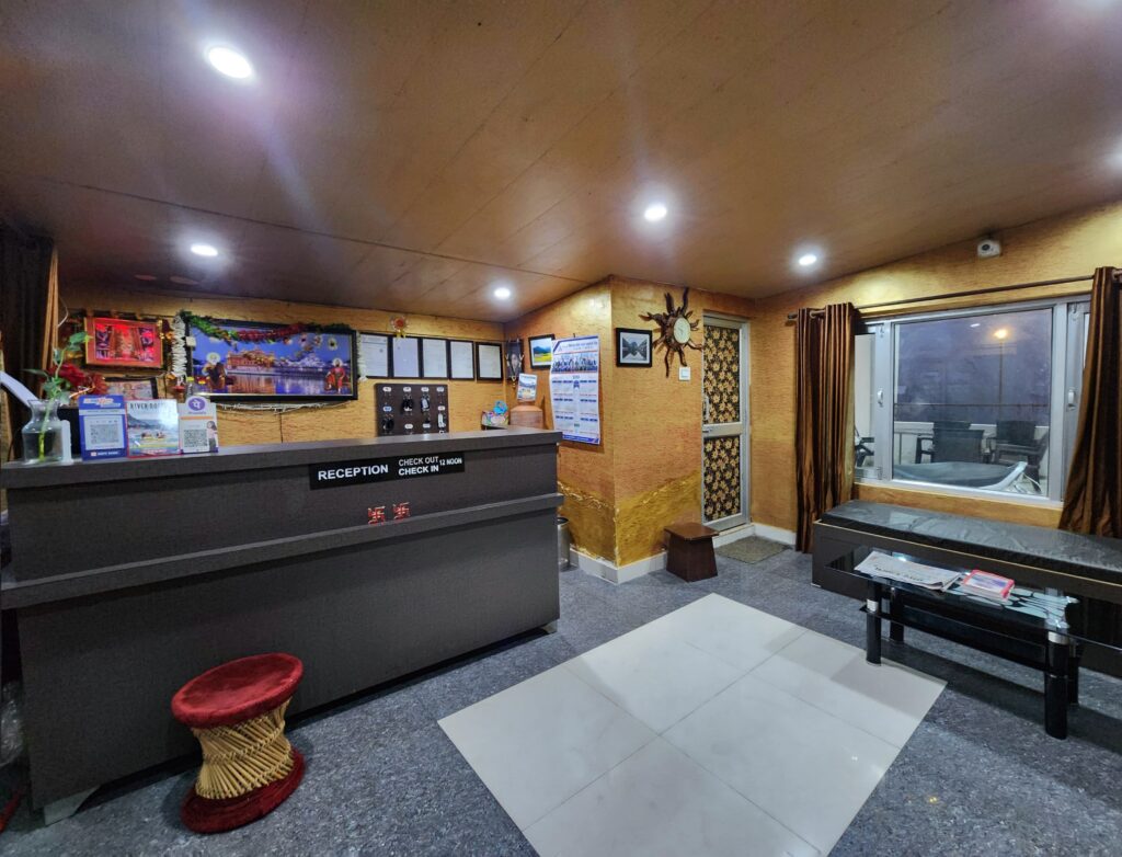 WhatsApp Image 2025-11-10 at 1.09.25 PM (2)